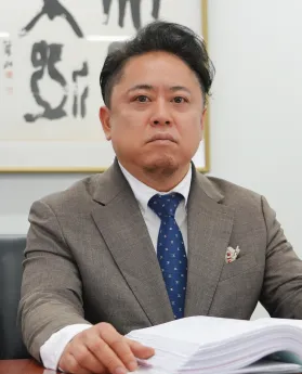 代表弁護士 寺島 哲
